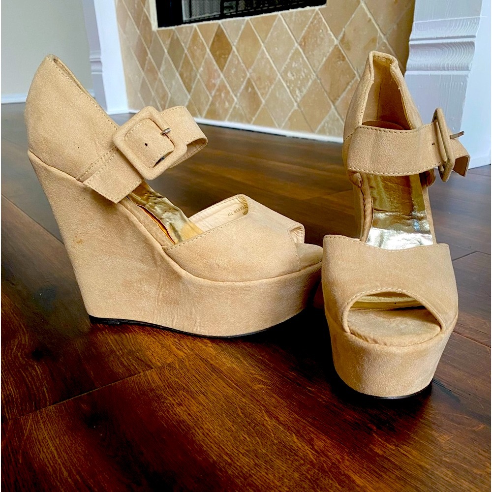 Red Circle heels used 7.5